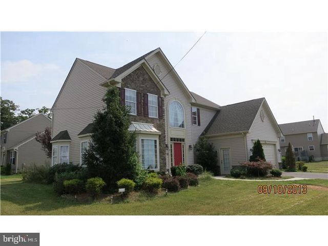 3 LARDNER RD, Burlington, NJ 08016