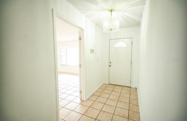 606 WATER ROAD, Ocala, FL 34472