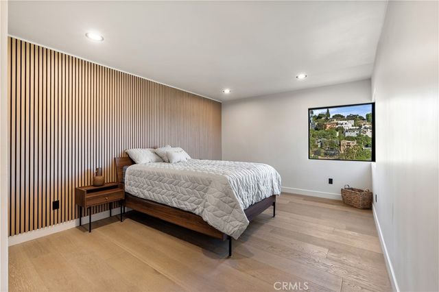 1734 Redesdale Avenue, Los Angeles, CA 90026