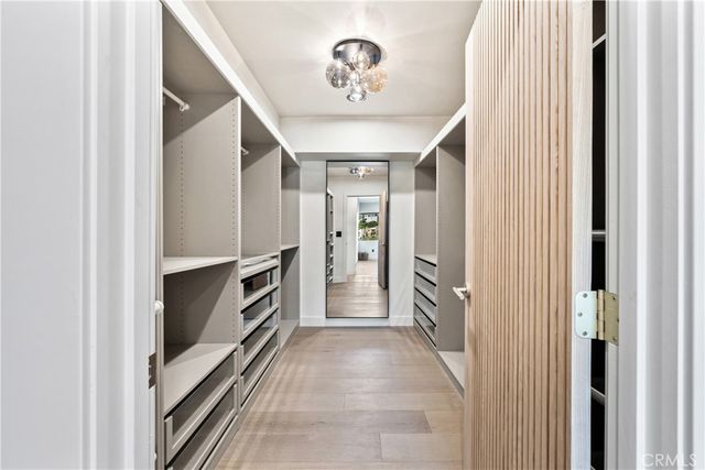 1734 Redesdale Avenue, Los Angeles, CA 90026