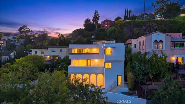 1734 Redesdale Avenue, Los Angeles, CA 90026