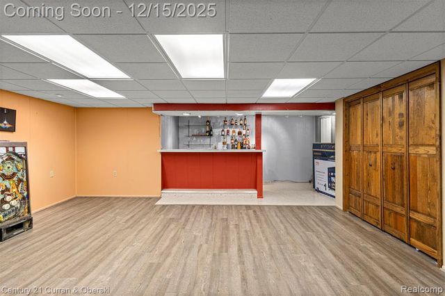 25703 Loch Lomond Drive, Dearborn Heights, MI 48125