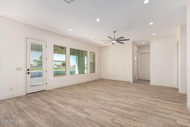 14730 S RORY CALHOUN Drive, Arizona City, AZ 85123