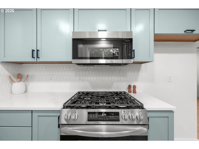 9451 Sw HUME Ct, Tualatin, OR 97062