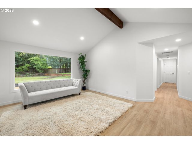 9451 Sw HUME Ct, Tualatin, OR 97062