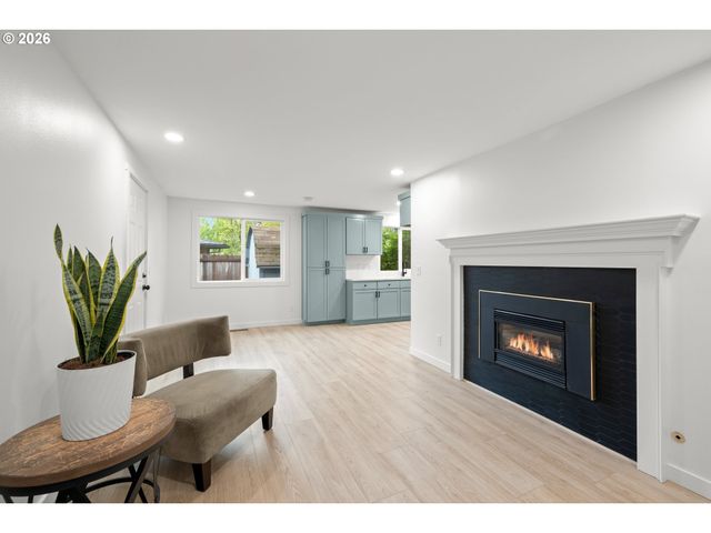 9451 Sw HUME Ct, Tualatin, OR 97062