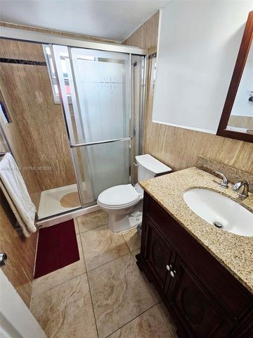 1655 W 44 PL 315, Hialeah, FL 33012