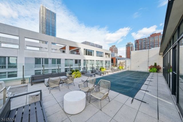 160 1St St unit 1111 1111, Jersey City, NJ 07302