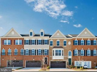 3805 PENTLAND HILLS DR, Upper Marlboro, MD 20774