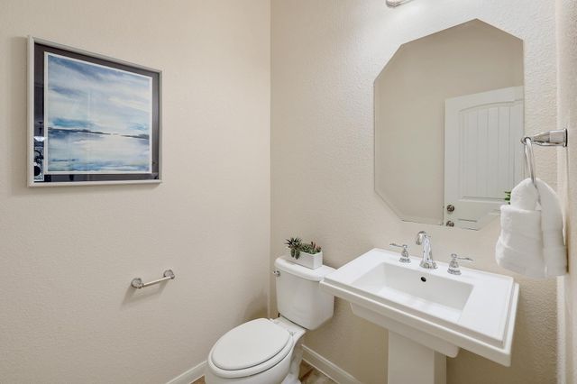 1200 Falling Hills DR, Georgetown, TX 78628
