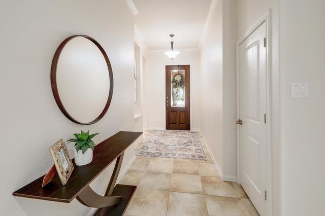 1200 Falling Hills DR, Georgetown, TX 78628