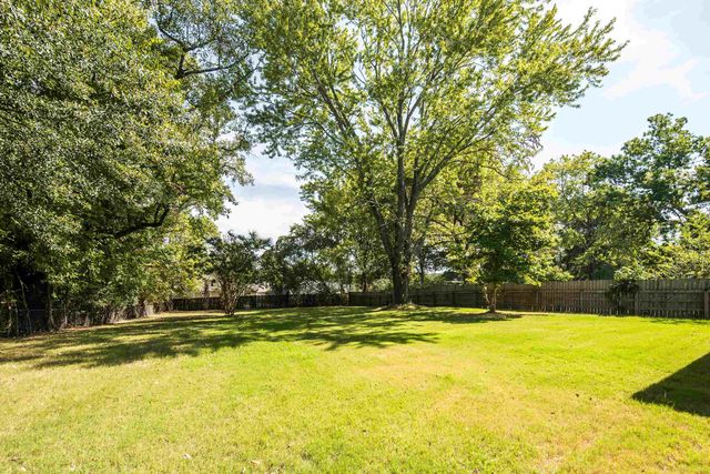 641 FLETCHER RD, Collierville, TN 38017