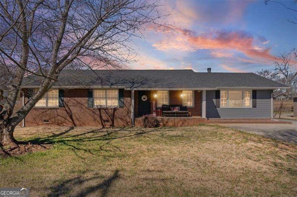 213 Cook Street, Cartersville, GA 30120
