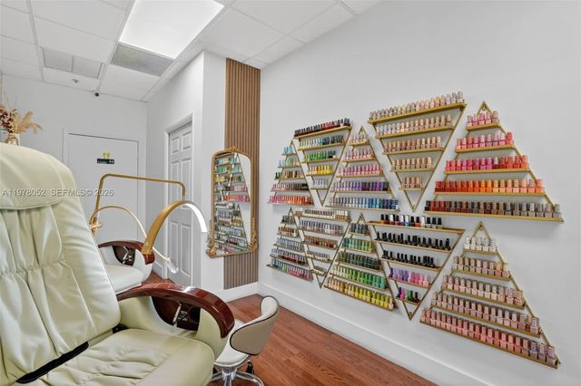 Beauty Service Spa For Sale in Doral, Doral, FL 33178