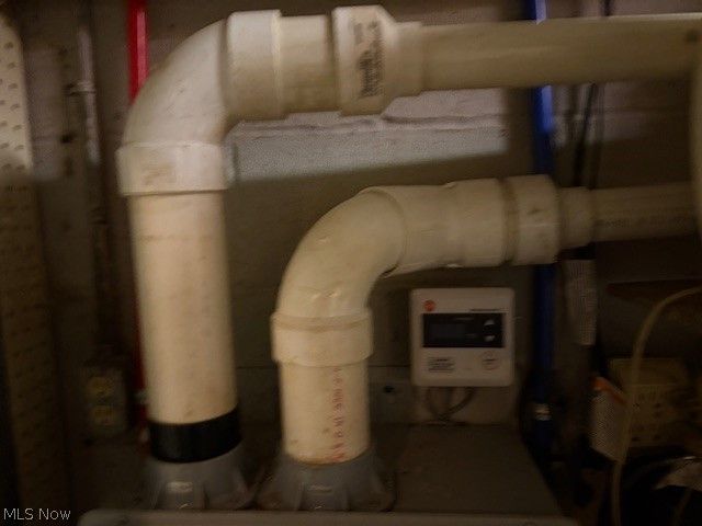 11801 Kenyon Drive, Hiram, OH 44234