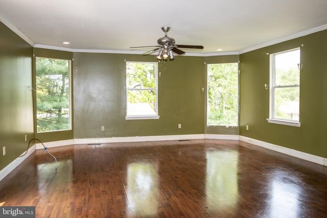 1158 CUSTER DR, Auburn, PA 17922