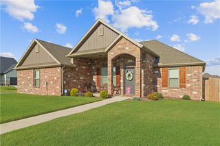 2108 Flynn Street, Pea Ridge, AR 72751