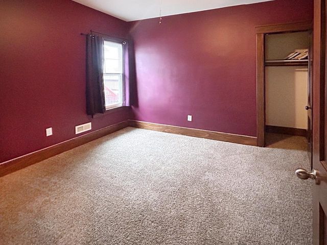 3041 S 11th STREET, Milwaukee, WI 53215