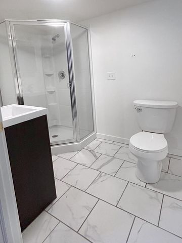 3041 S 11th STREET, Milwaukee, WI 53215