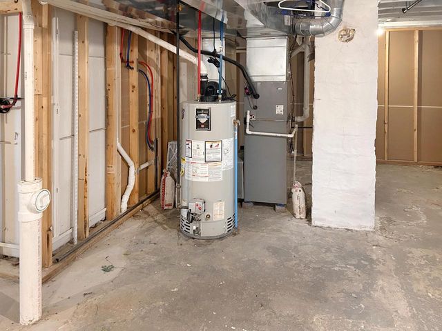 3041 S 11th STREET, Milwaukee, WI 53215