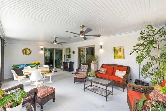6372 SLEEPY WILLOW Way, Delray Beach, FL 33484