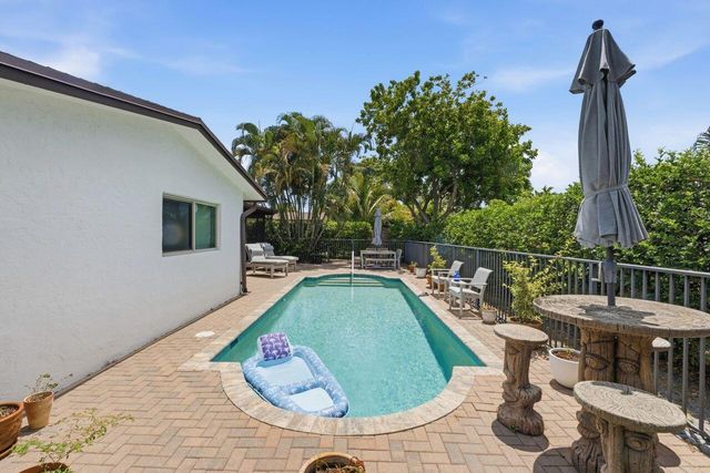 6372 SLEEPY WILLOW Way, Delray Beach, FL 33484