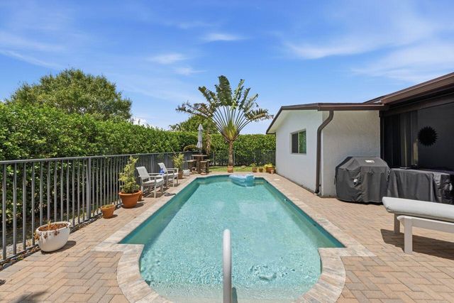 6372 SLEEPY WILLOW Way, Delray Beach, FL 33484