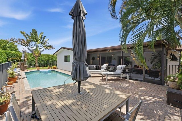 6372 SLEEPY WILLOW Way, Delray Beach, FL 33484