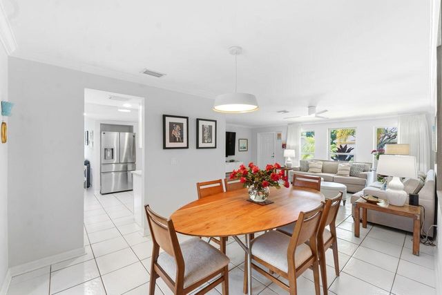 6372 SLEEPY WILLOW Way, Delray Beach, FL 33484