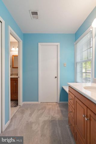 9833 NATICK RD, Burke, VA 22015
