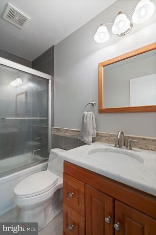 9833 NATICK RD, Burke, VA 22015