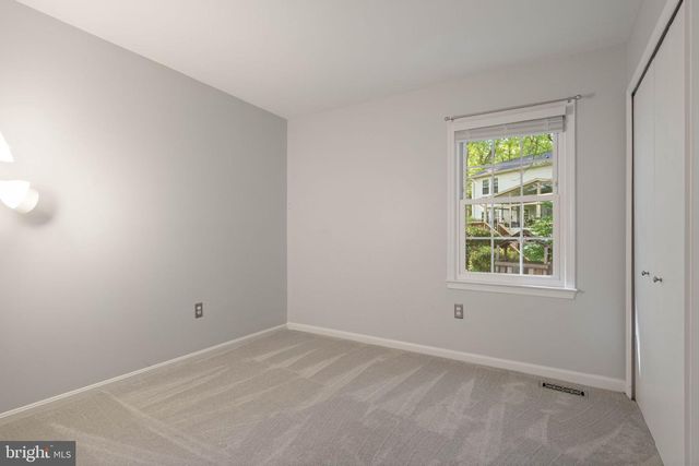 9833 NATICK RD, Burke, VA 22015