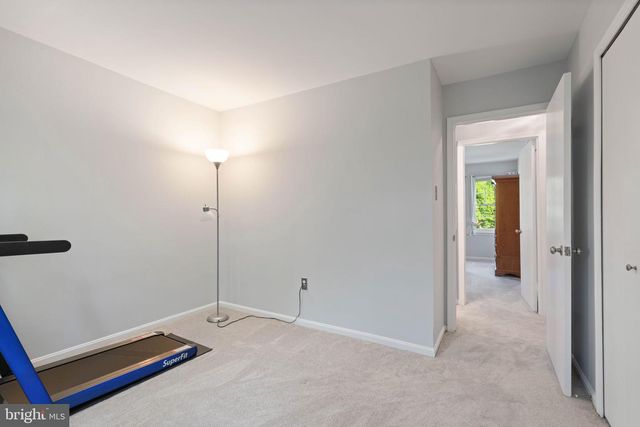 9833 NATICK RD, Burke, VA 22015