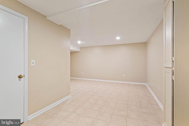 9833 NATICK RD, Burke, VA 22015