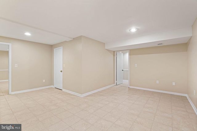 9833 NATICK RD, Burke, VA 22015