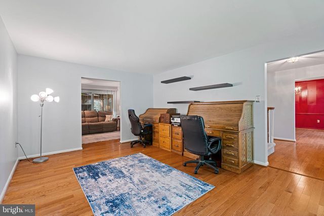 9833 NATICK RD, Burke, VA 22015