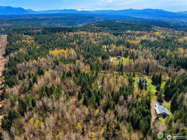 347 xx NE 82nd Place, Carnation, WA 98014