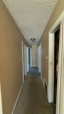 6752 Evergreen Road, Detroit, MI 48228