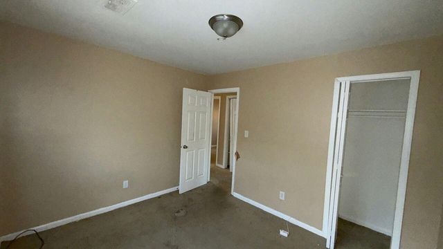 6752 Evergreen Road, Detroit, MI 48228