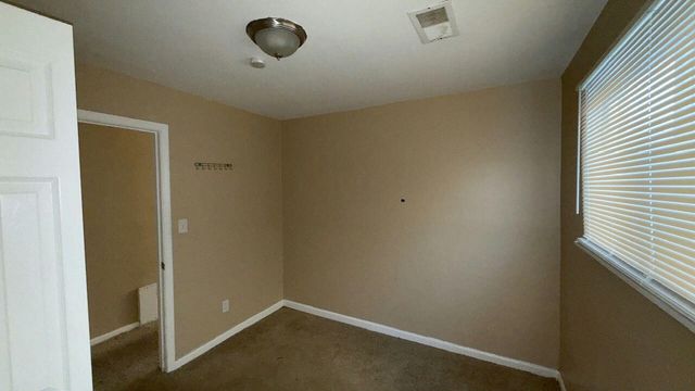 6752 Evergreen Road, Detroit, MI 48228