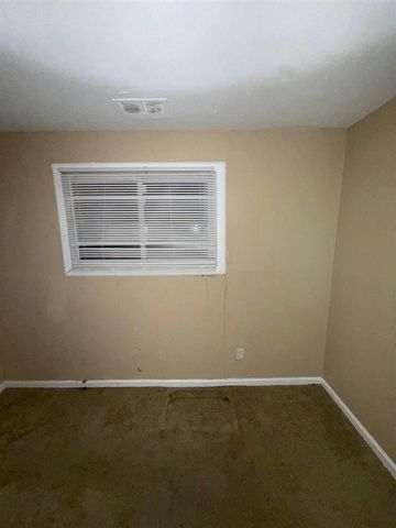 6752 Evergreen Road, Detroit, MI 48228