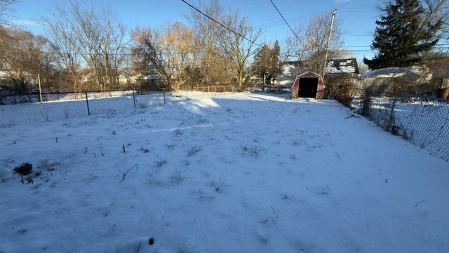 6752 Evergreen Road, Detroit, MI 48228