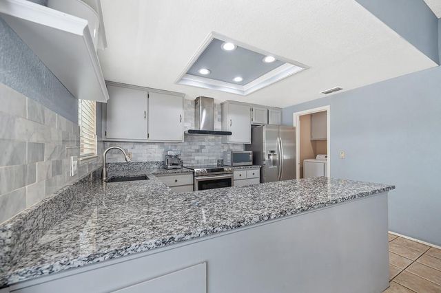 2923 Baronet Way, Sacramento, CA 95833