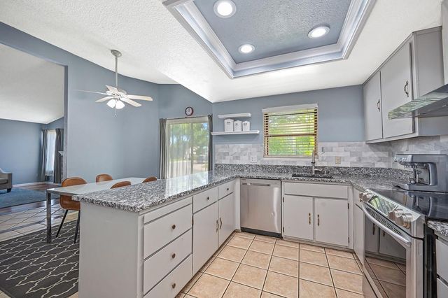 2923 Baronet Way, Sacramento, CA 95833