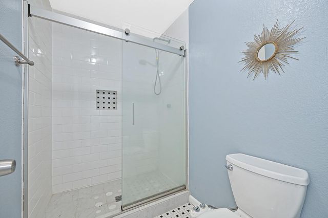 2923 Baronet Way, Sacramento, CA 95833