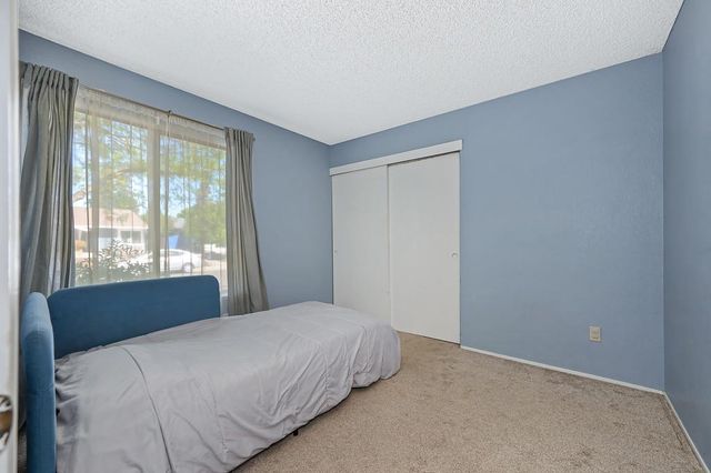 2923 Baronet Way, Sacramento, CA 95833