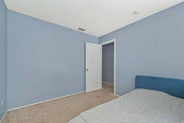 2923 Baronet Way, Sacramento, CA 95833