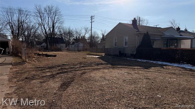 19728 Hoover Street, Detroit, MI 48205