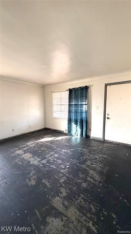 19728 Hoover Street, Detroit, MI 48205