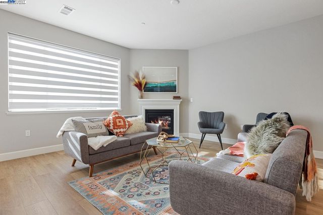 3361 Vista Meadows, Pittsburg, CA 94565